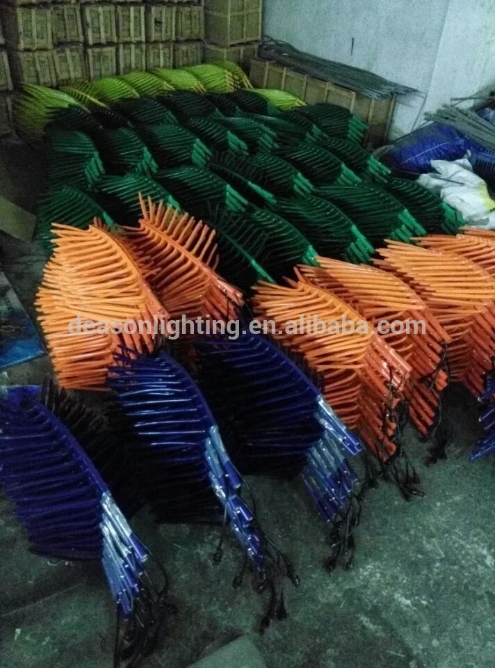 Outdoor Artificial Palm Trees with Solar Lights