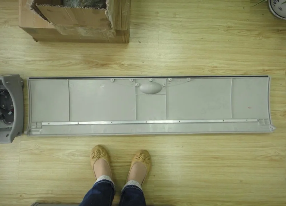 HC-B-56011 1103mm Luxury Bus Luggage Rack Door with Light