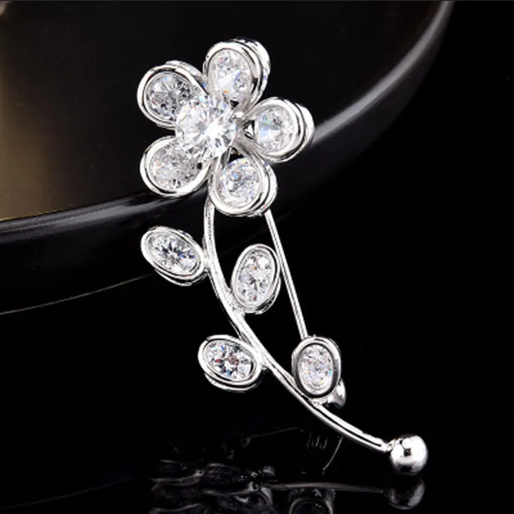 New design custom brooch pin fashion rhinestone multi styles channel brooch pin for women