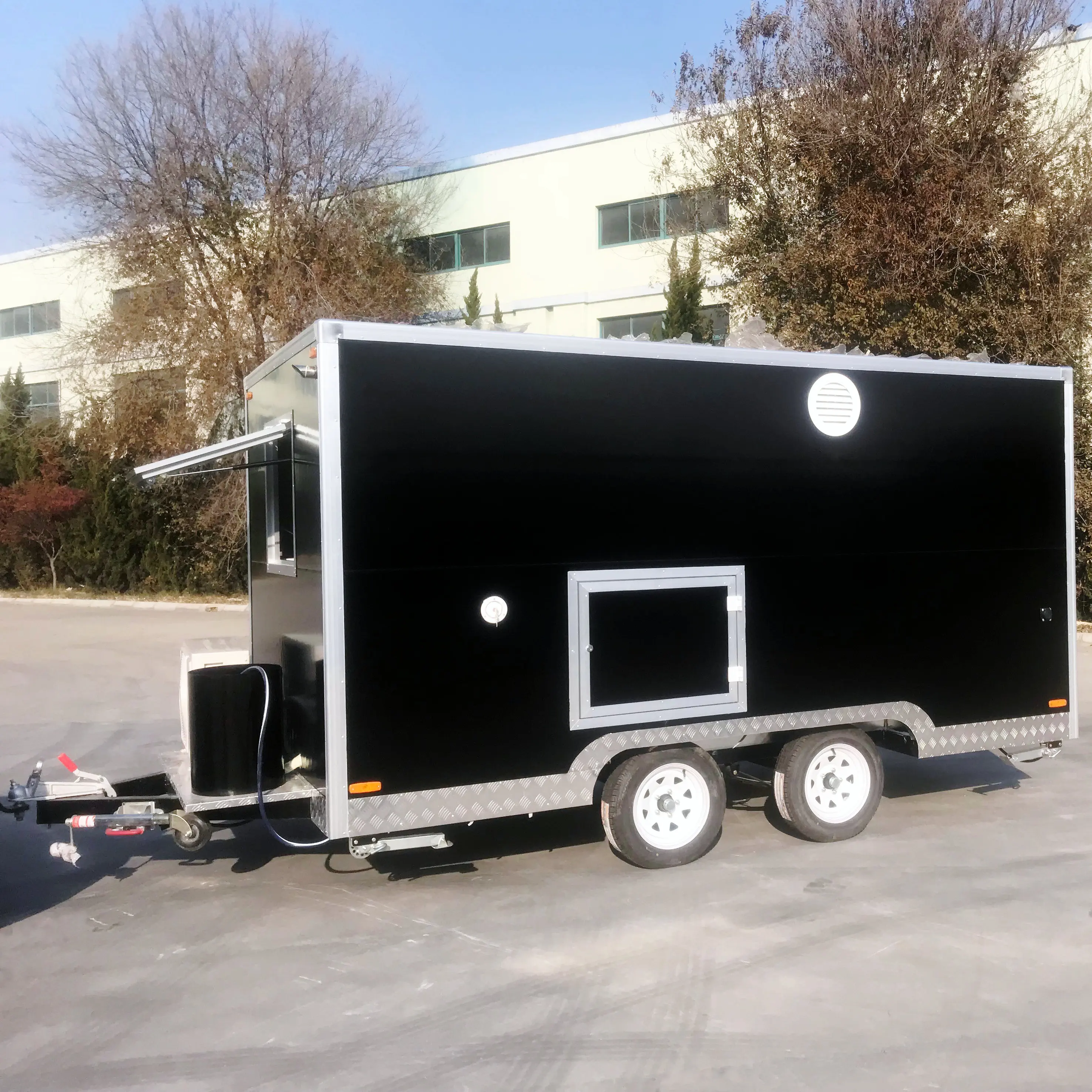 2018 China catering trucks food truck mobile food trailer for sale