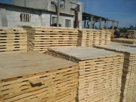 Wood pallet