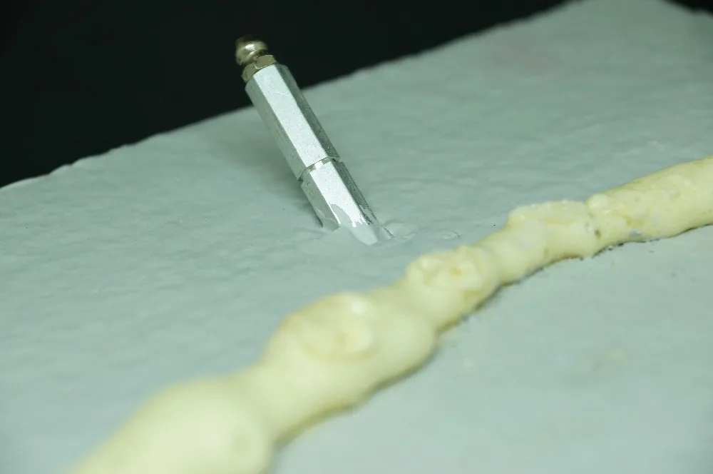  Гидрофобная полиуретановая решетка Nervia инъекция полиуретана для впрыска бетона под высоким давлением