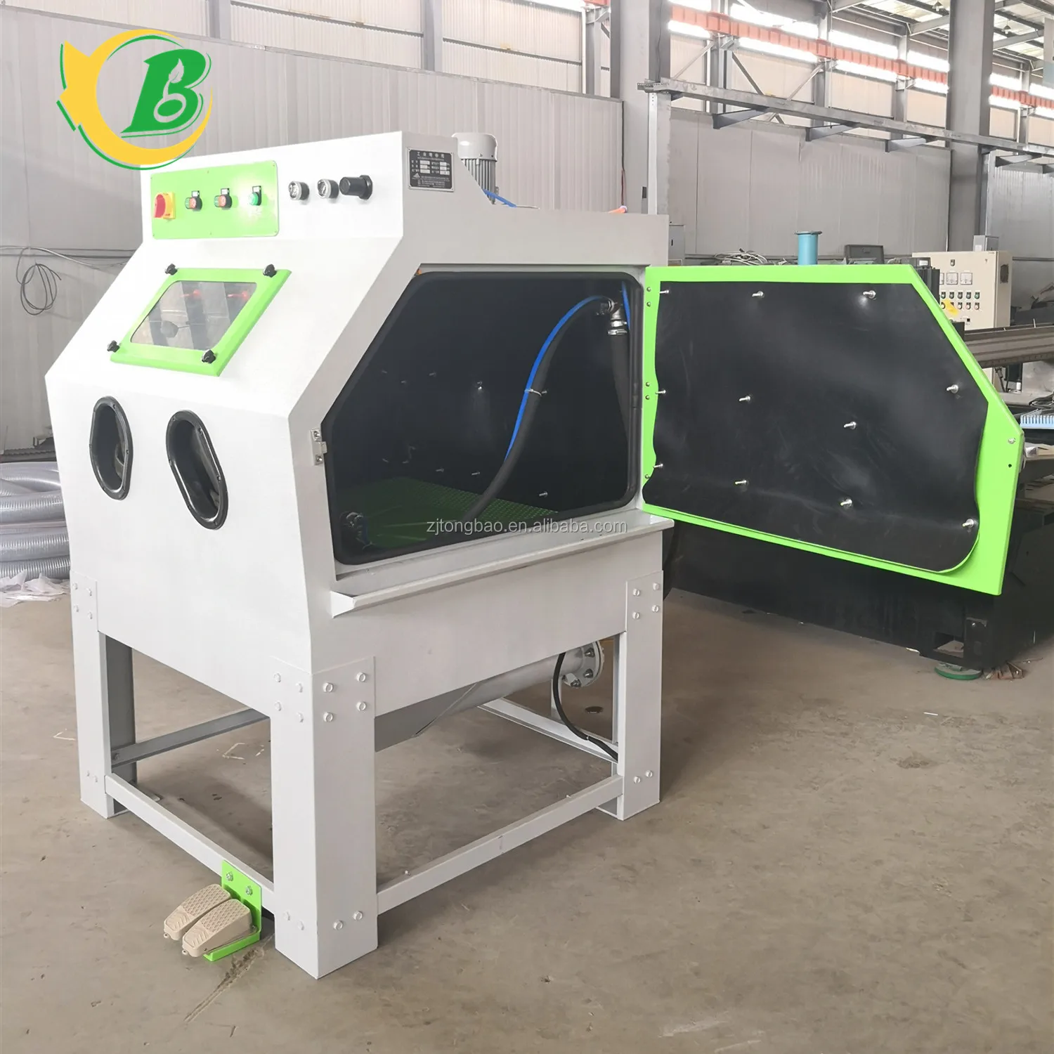 stainless steel wet sandblasting machine,cabinet,sandblasting cabinet/ vapour sandblasting machine/Water blasting cabinet