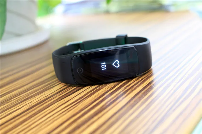 
Newest ID107 Plus Heart Rate Monitor Smart Activity Tracker 