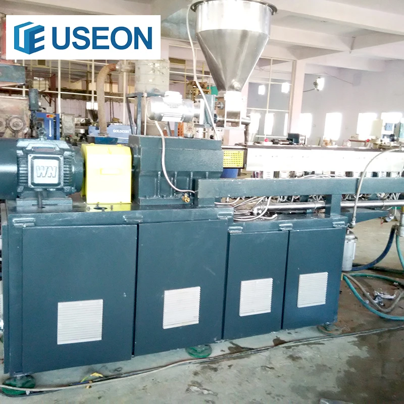 Well designed pp pe, pvc, ABS plastic granule extruder Small extrusion machine