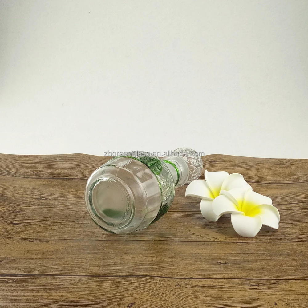 Fancy clear glass wine bottles with glass stopper for liquor