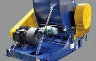 Небольшая дробилка для пластика/гранулятор для литья под давлением