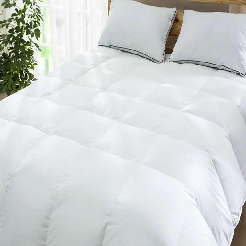 Толстое весенне-осеннее супермягкое одеяло из микрофибры с наполнителем г/м2