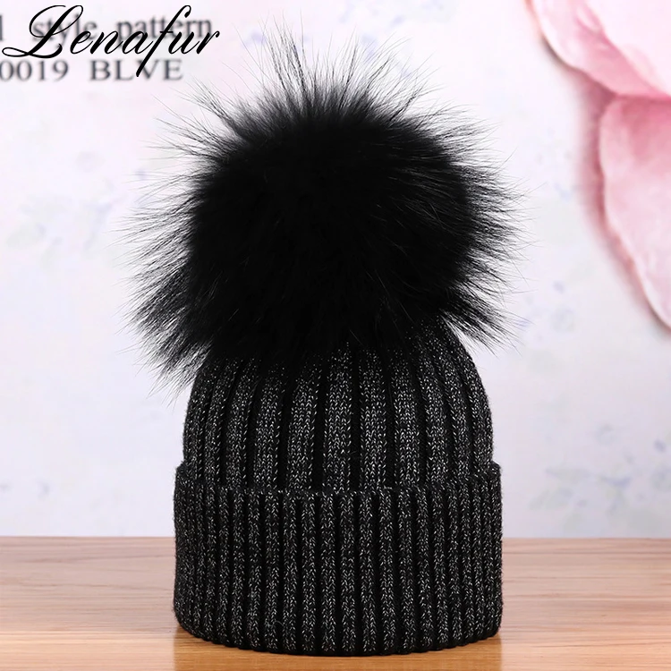 High quality female detachable raccoon pom pom warm winter fur hat