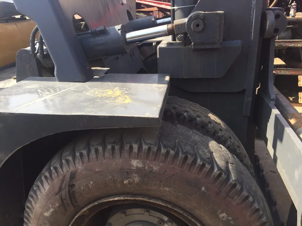 good condition used forklift TCM FD100 10 ton Japan original for sale at low price