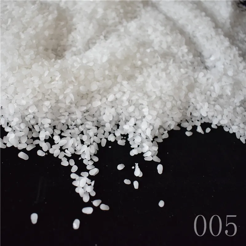 Белые органические хлопья пчелиного воска