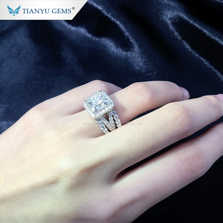 Tianyu gems 14k/18K solid white gold ring 8.5*8.5mm princess colorless moissanite gold engagement wedding ring set