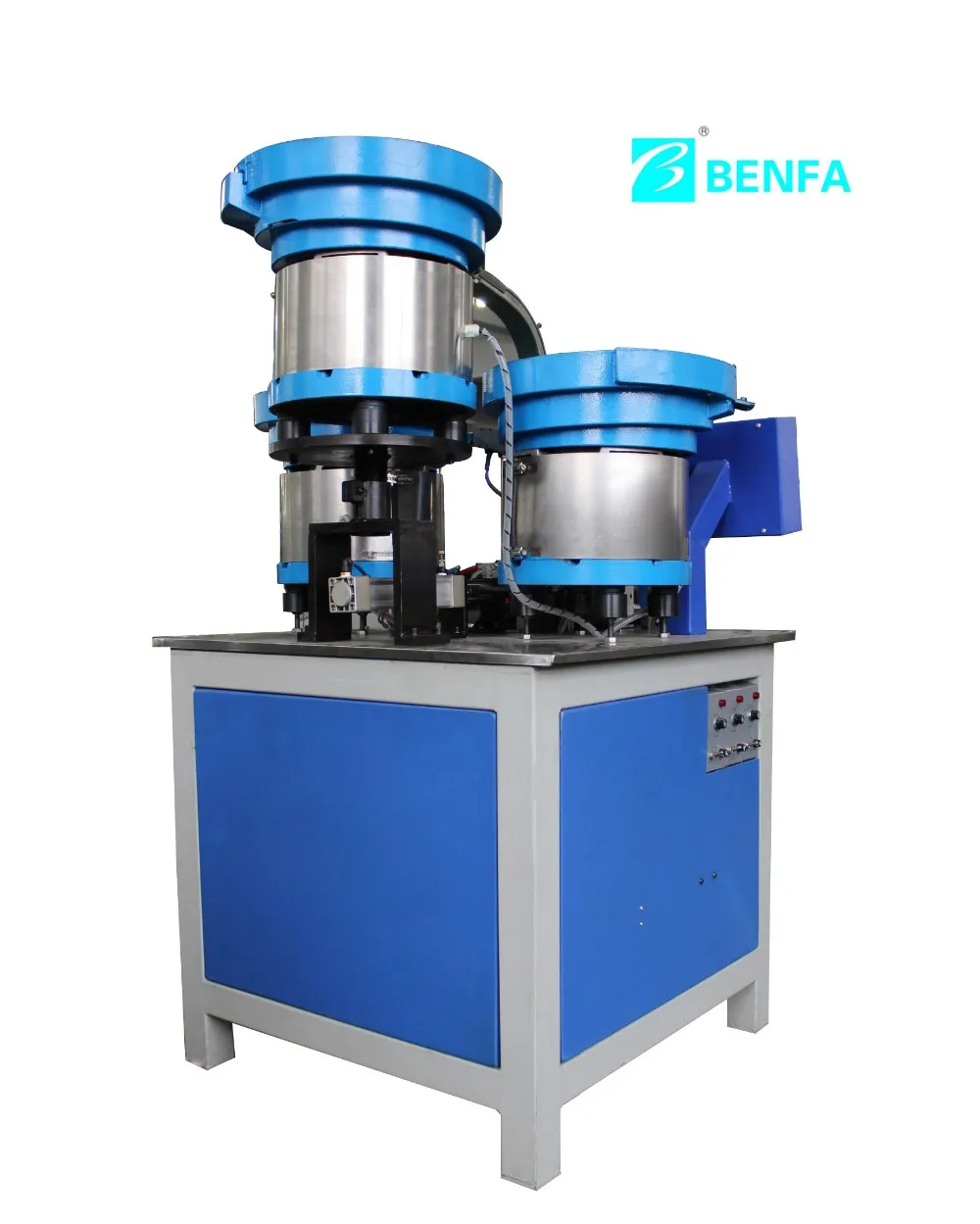 Assembly sleeve speed precision distribution shower hose assembly machine