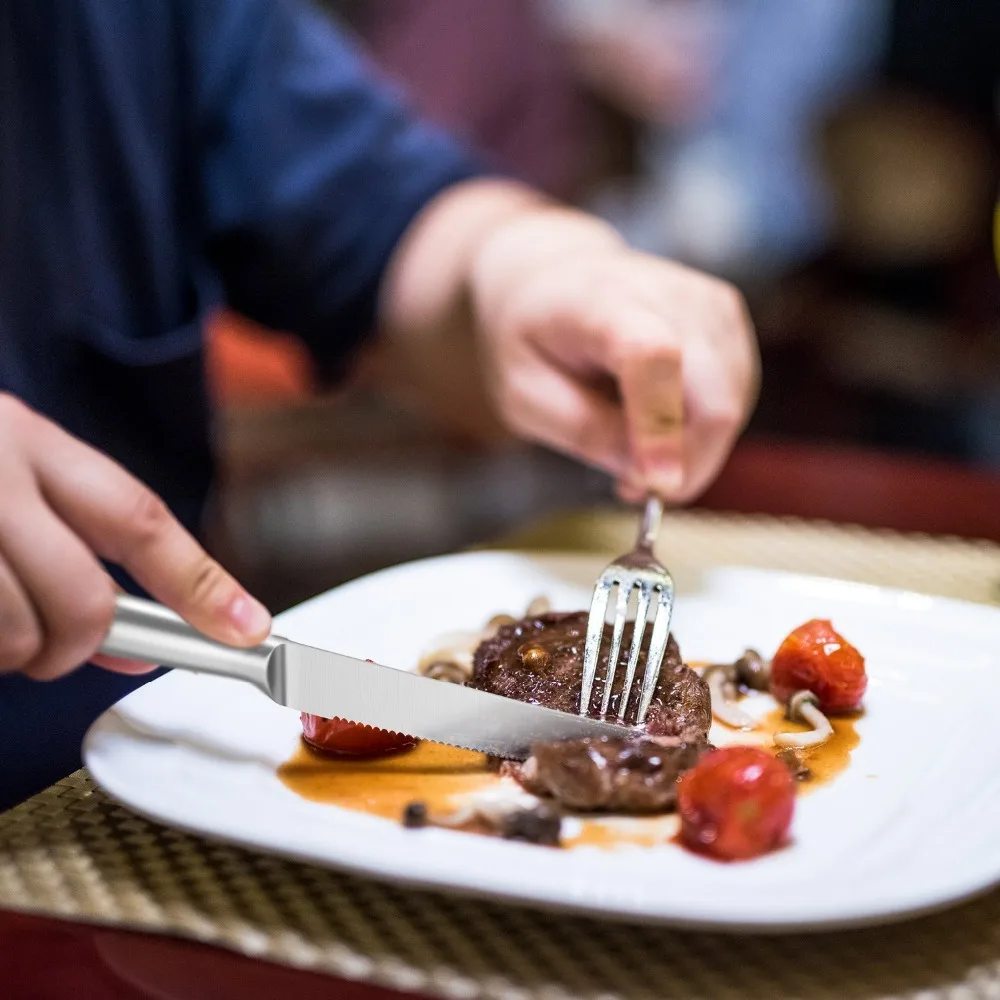 Custom wholesale Hot sale 6-piece serrated blade stainless steel blade buy steak knives set block