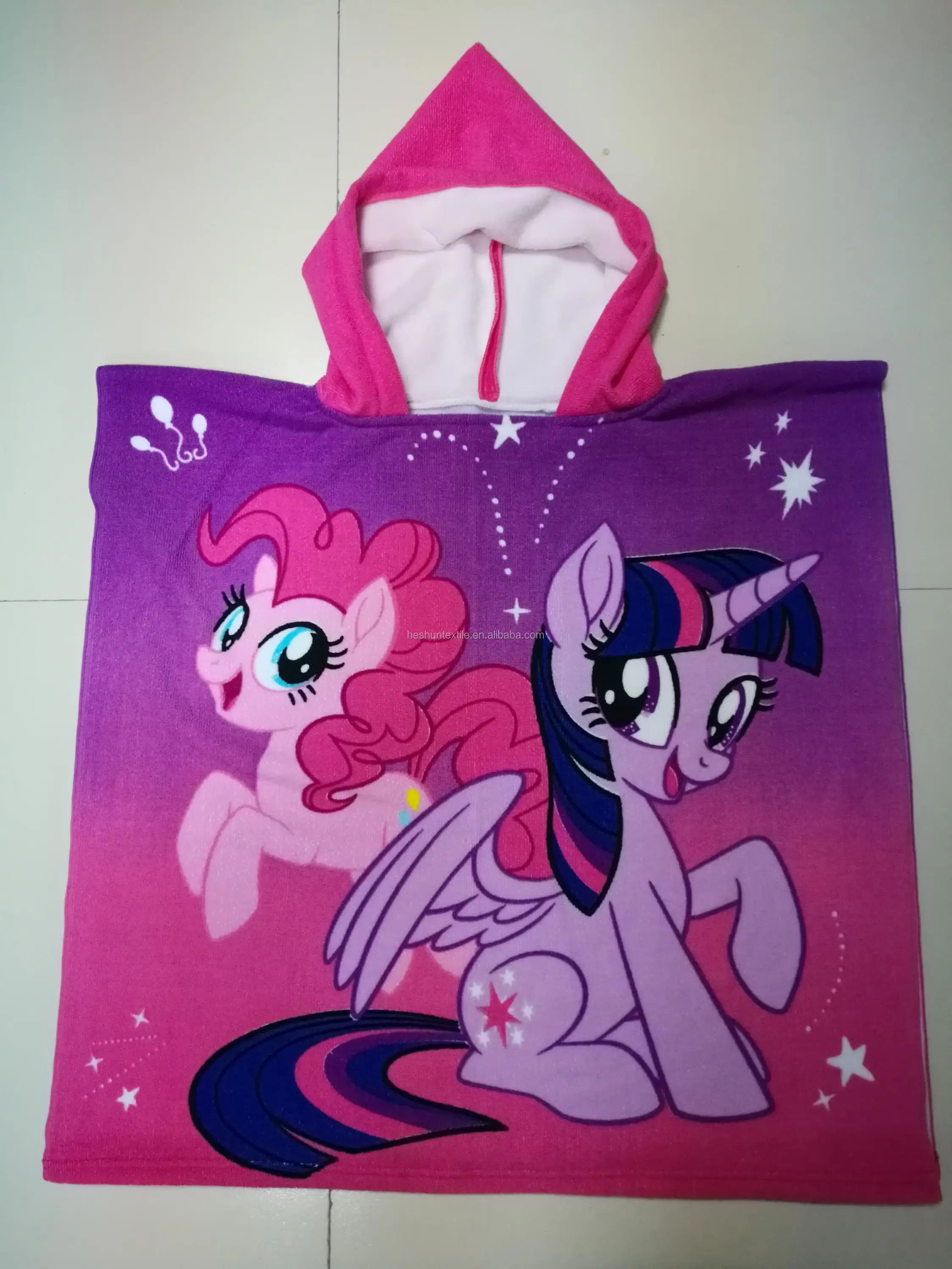 OEM factory or stocked designs HOT sale wholesale cheap advertising logo 100% cotton bird cartoon kids hooded poncho towel