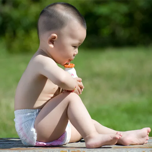 
European lovely disposable machines for adult baby diapers in bales 