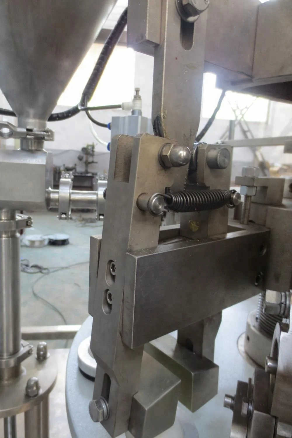 
Top quality easy operation Automatic AB glue aluminum tube filling machine 