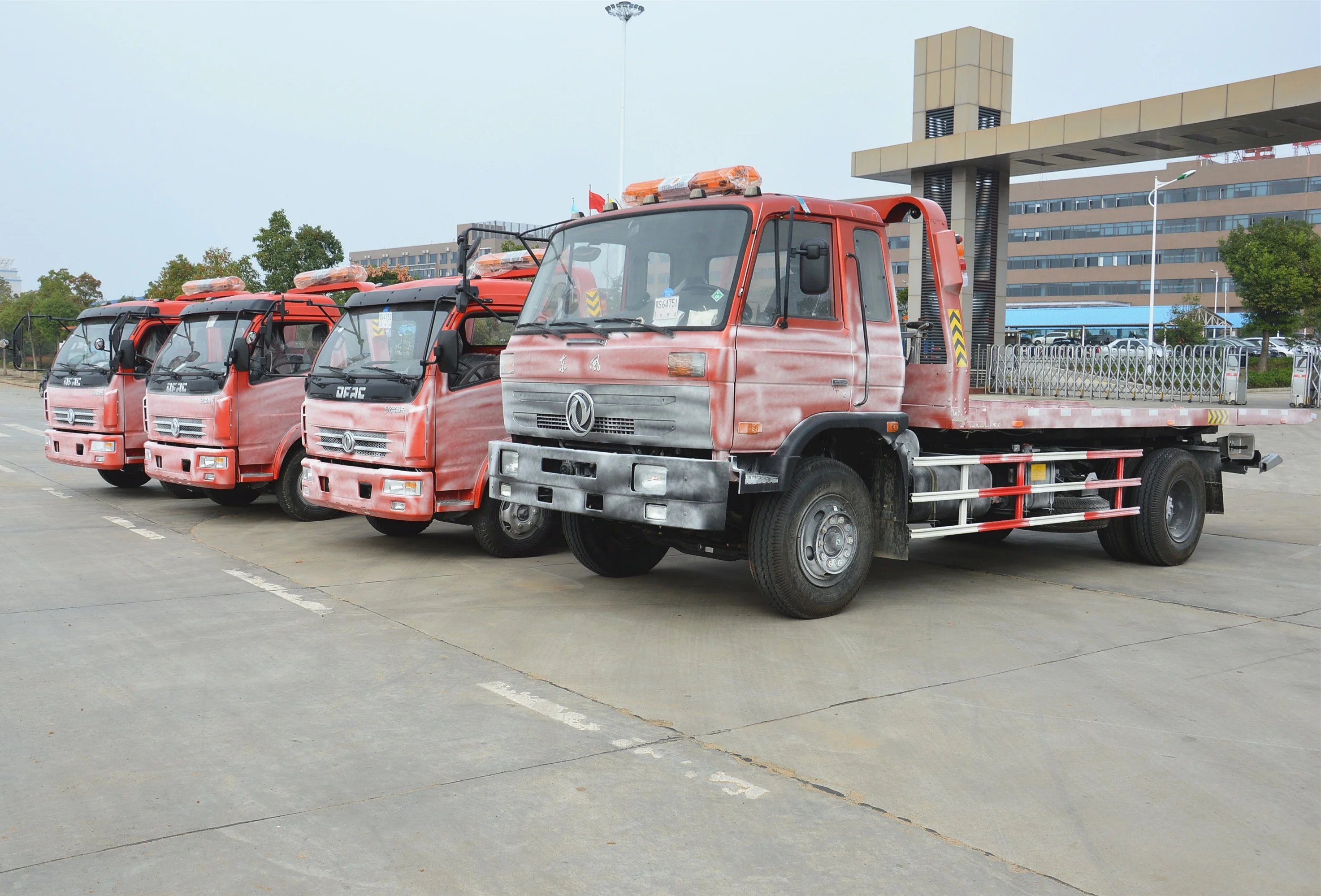 
Exported Dongfeng DFAC 6Tons wrecker truck 