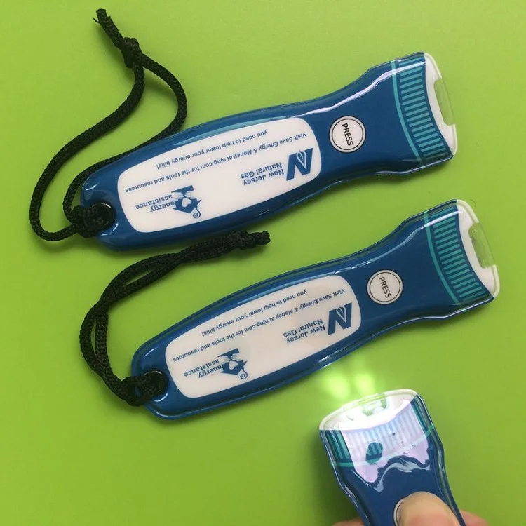 Factory Direct Selling Light Magnetic Flat Flashlight Dollar Tree With Customized CMYK Printing