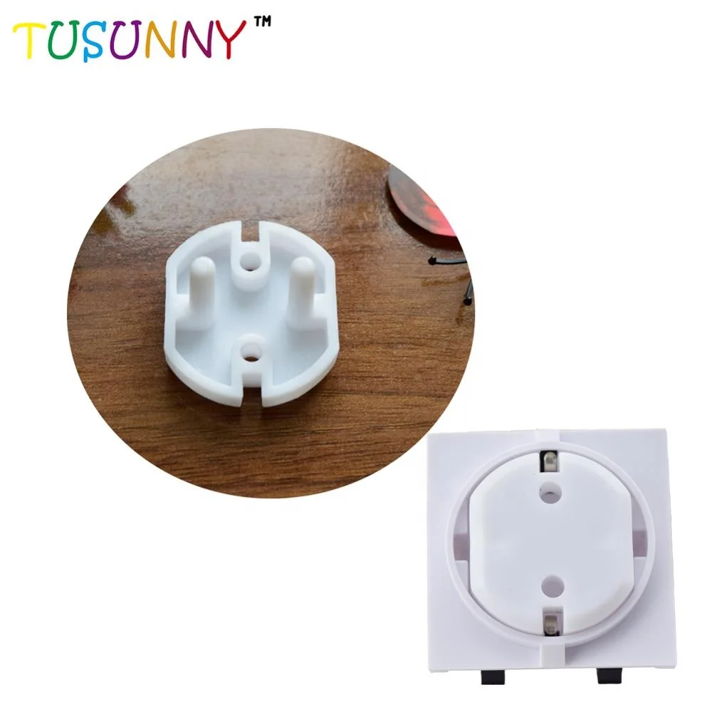 baby safety plug protector to prevent baby  throwing thing or inserting fingers into socket holes