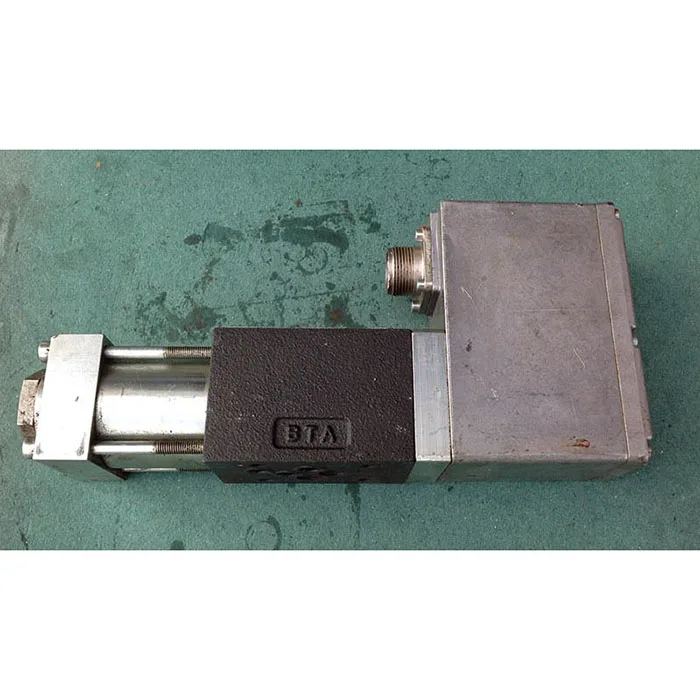 D633-460B MOOG servo valve