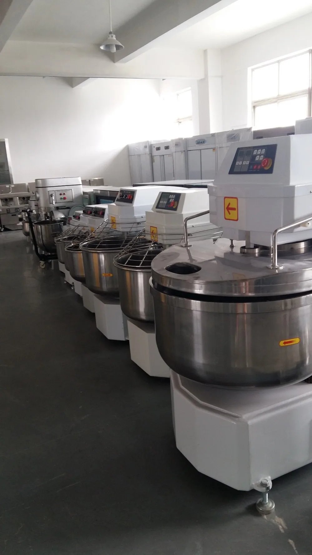 Лидер продаж, тестомешалка 16 кг ~ 200 кг, промышленная тестомешалка для хлеба, коммерческие машины для изготовления хлеба