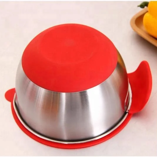 High quality 304 stainless steel japanese style handle mixing bowl with silicone bottom and measurer