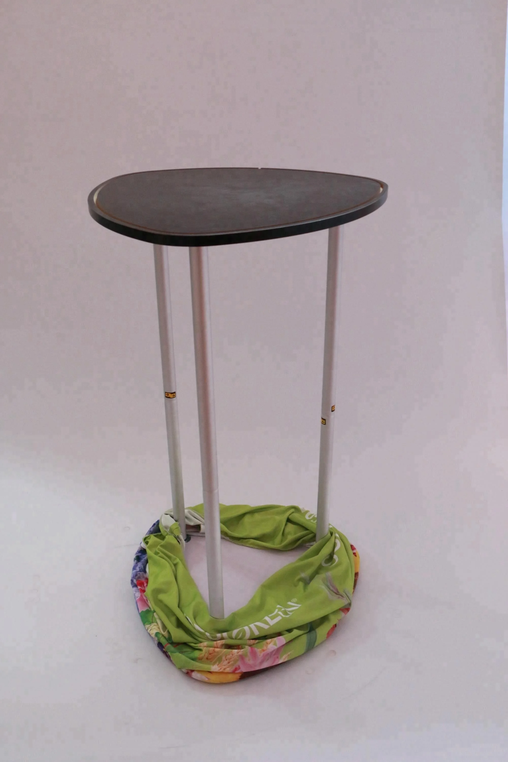 
Foldable portable advertising desk table and customized banner printing for trade show 