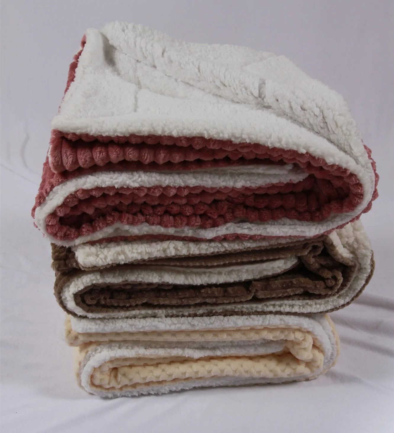 
Wholesale double layer plush polyester fleece throw flannel coral sherpa fleece blanket 