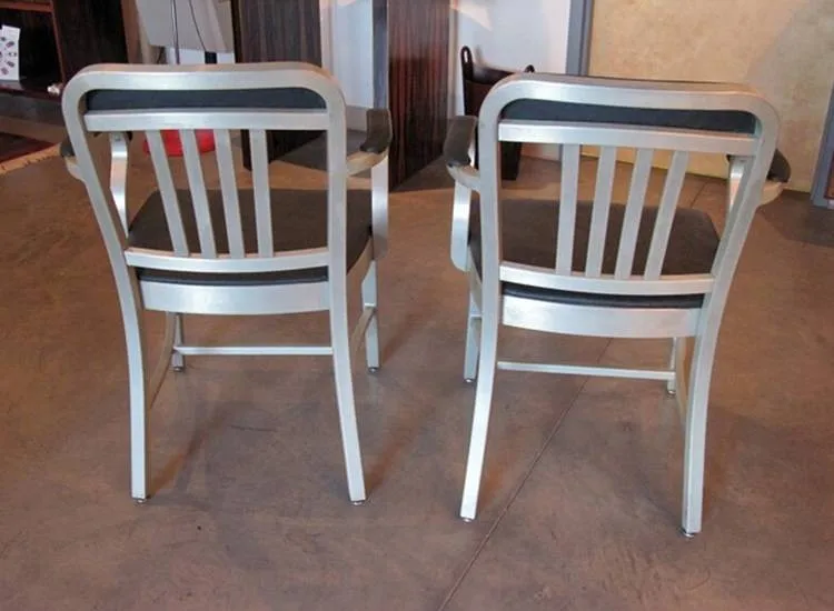 Цветной простой промышленный Железный обеденный стул, дешевый Железный обеденный стул для продажи