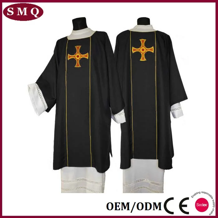 Black Dalmatik, Gothic dalmatic with matching deacon stole
