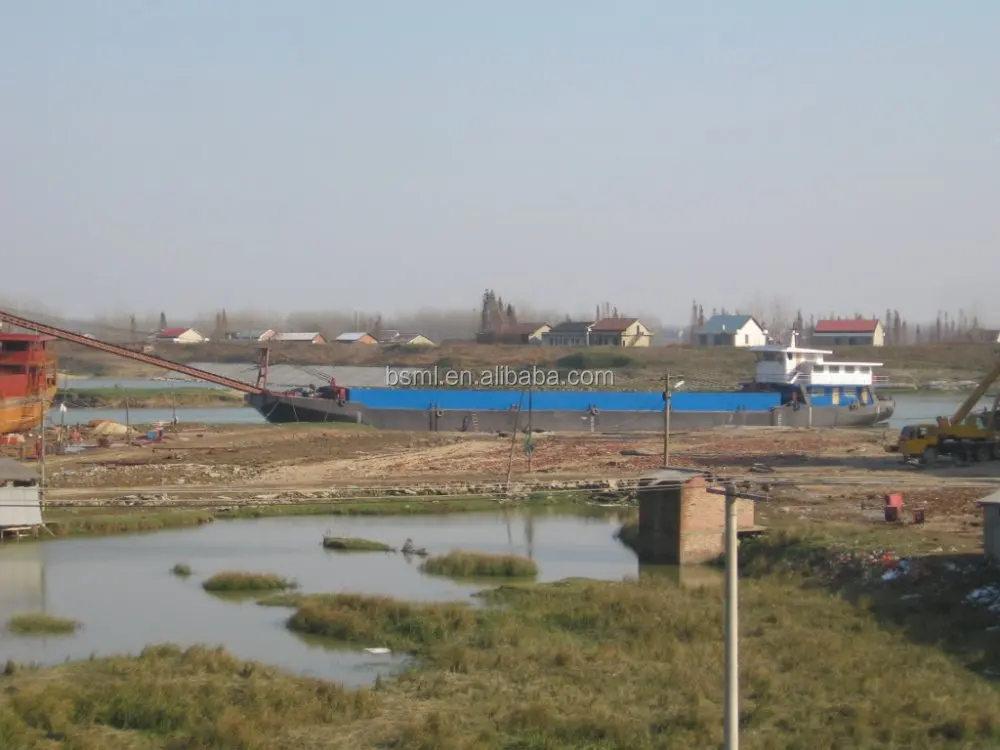 
3800dwt self unloader sand barge 