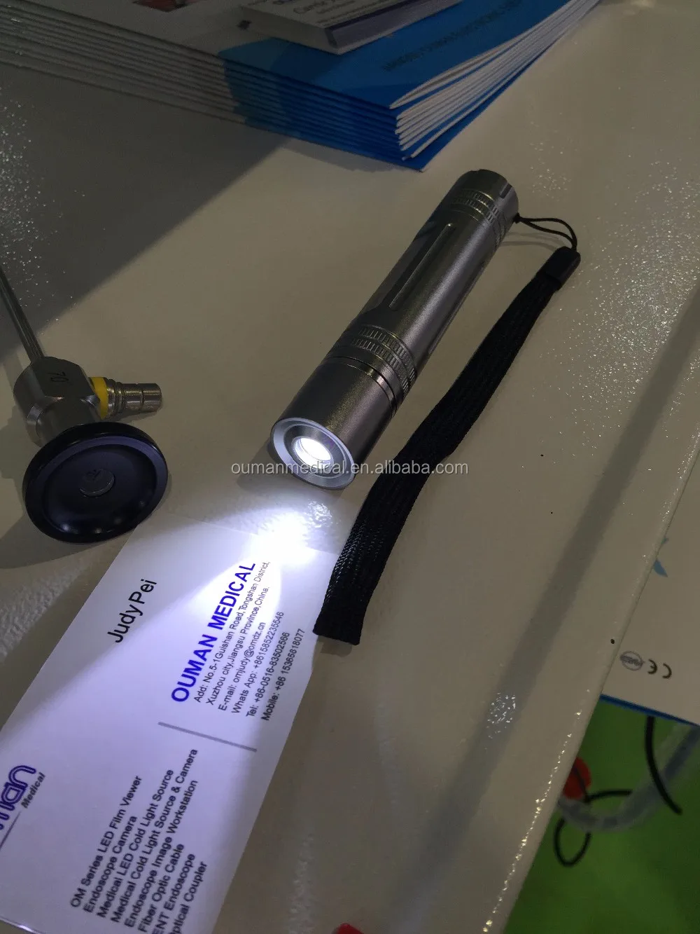 Handle LED light source / Endoscope / Portable