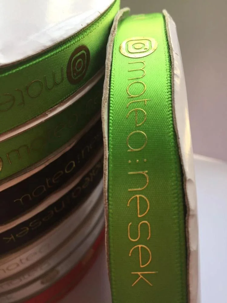 Wholesale custom logo 3D gold foil printed ribbon