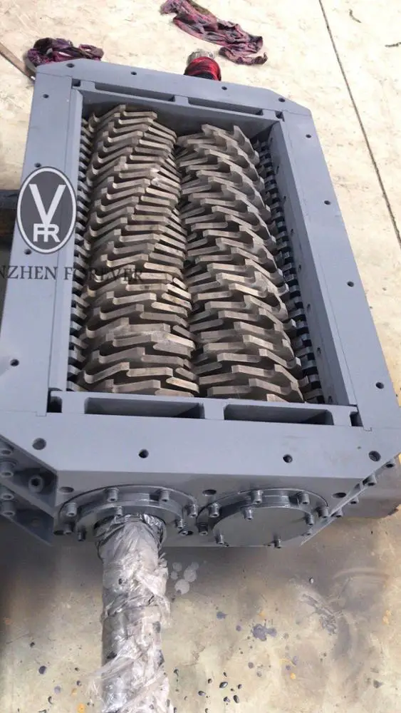 Shenzhen Forever 610x380 model cardboard/ Rubber /pet bottles /wood /food /two shafts shredder machine chamber box blades