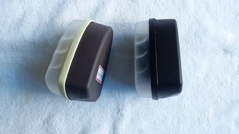 
Plastic container Quick Shine sponge, Instant Wax shoe sponge 
