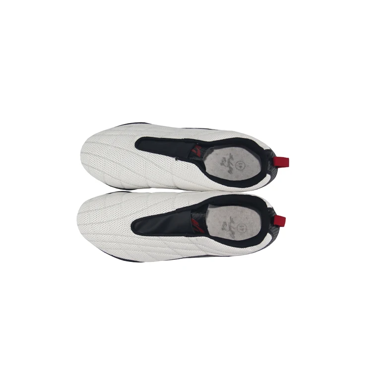 
Black and white color matching breathable high rubber taekwondo shoes 