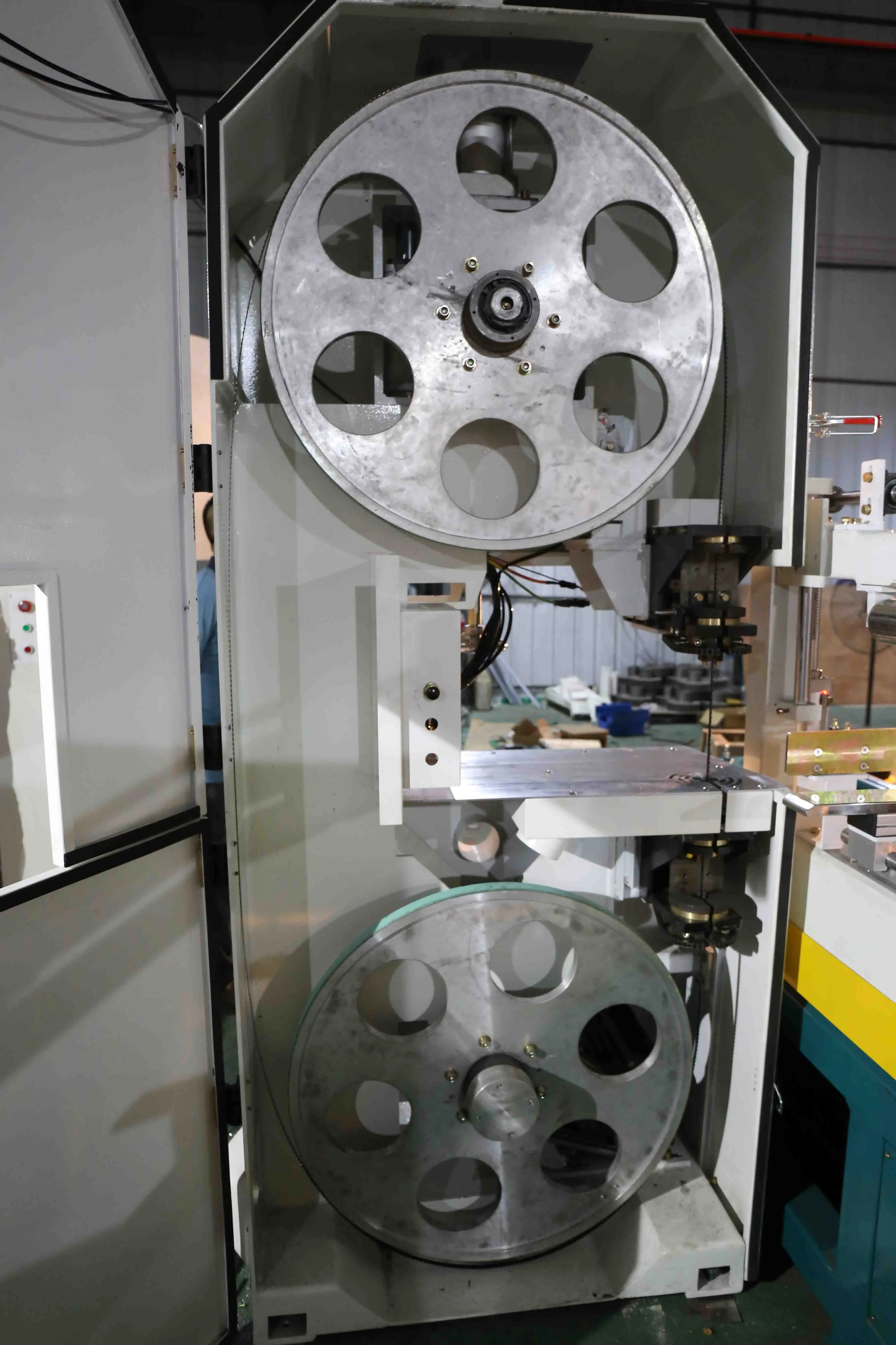 Woodworking CNC Band Saw Machine for Curved Line Processing( MJS 1612B)