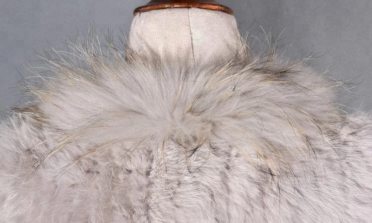 Women warm clothes knitted raccoon fur vest sleeveless jacket  raccoon fur