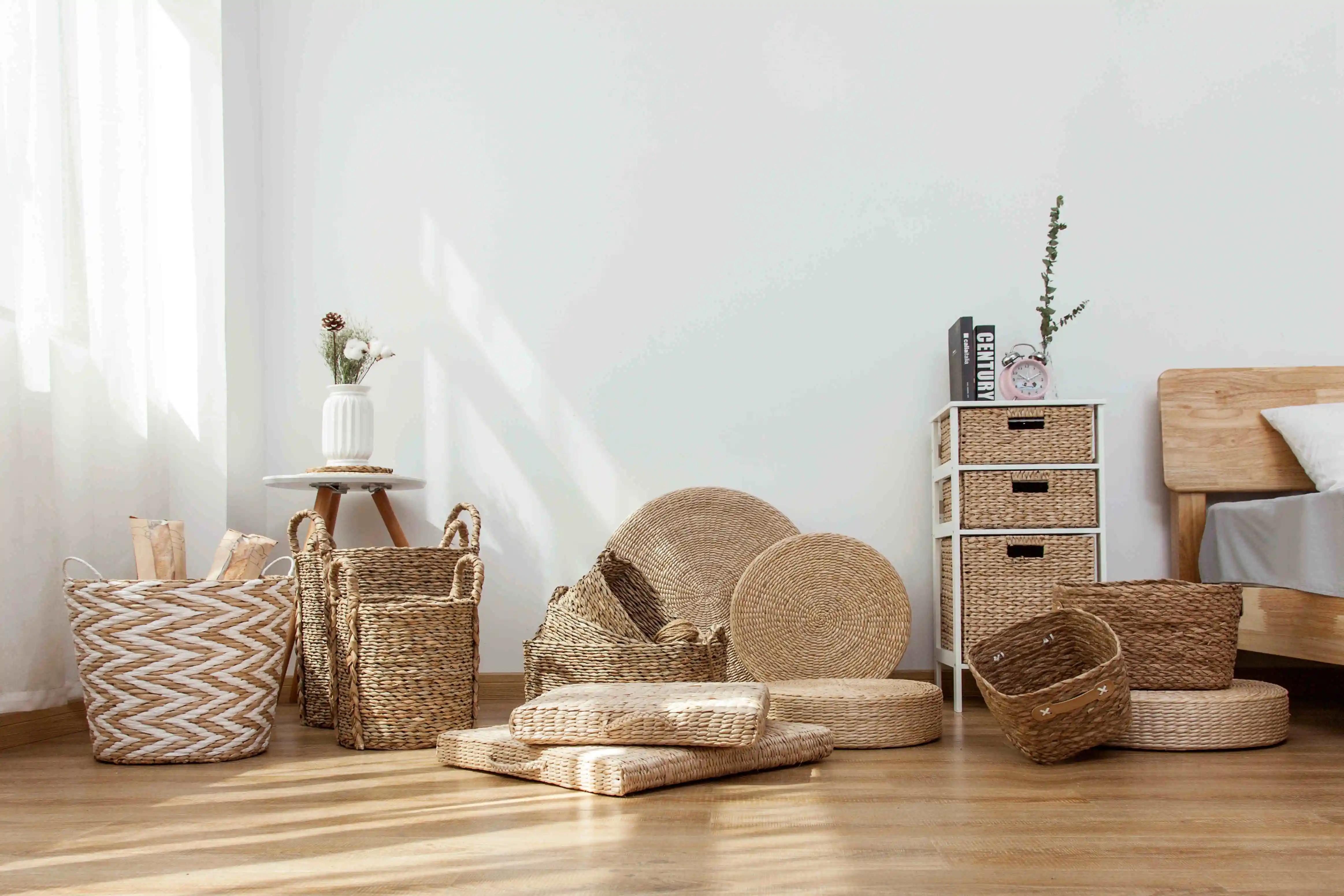 2022 Wholesale Customized Eco-friendly In Door Straw Storage Durable Woven Handmade  Seagrass  Storage Baskets Hamper