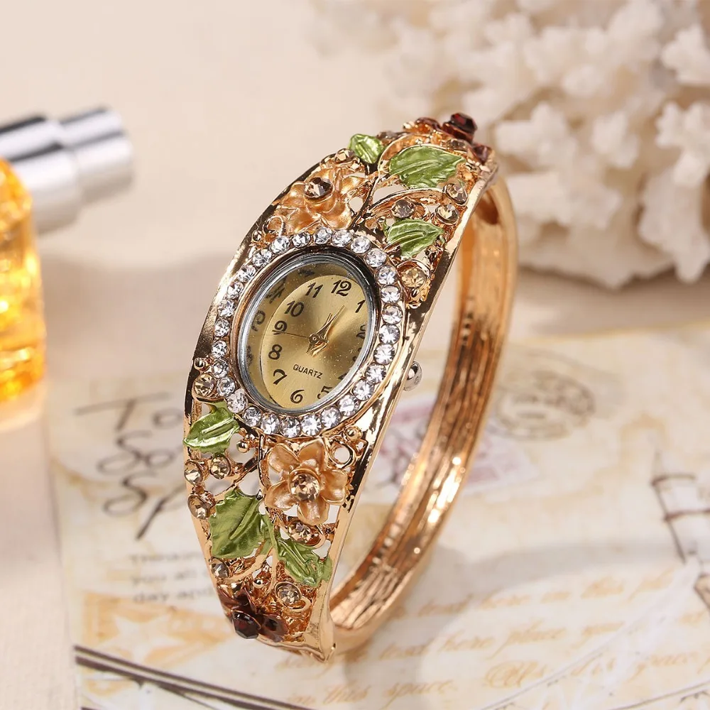 New Hot Sale Lady Watch Retro palace Casual watch Ladies Antique Hollowed Designs Diamond Watch