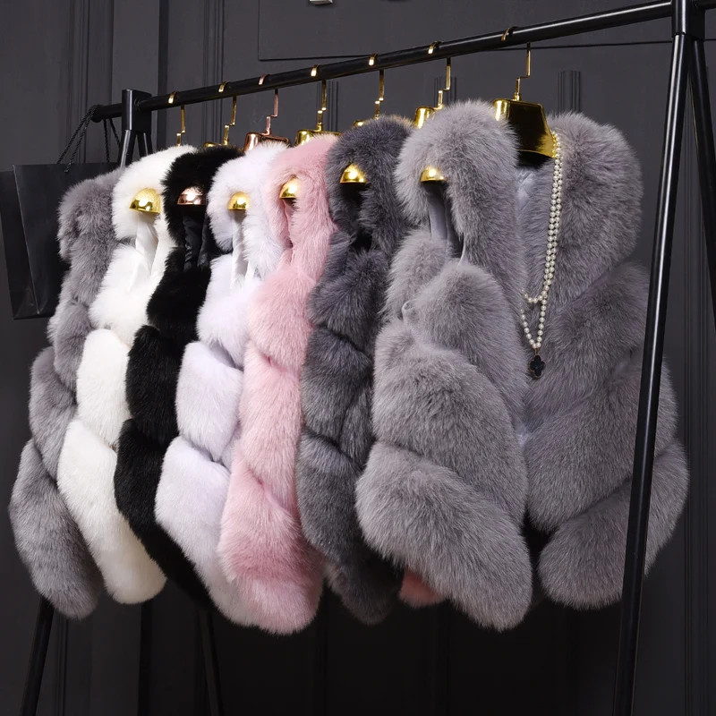 New Arrival Hooded Faux Fur Vest Coat Outdoor Warm Elegant Beautiful Winter Woman Fox Fur Vest
