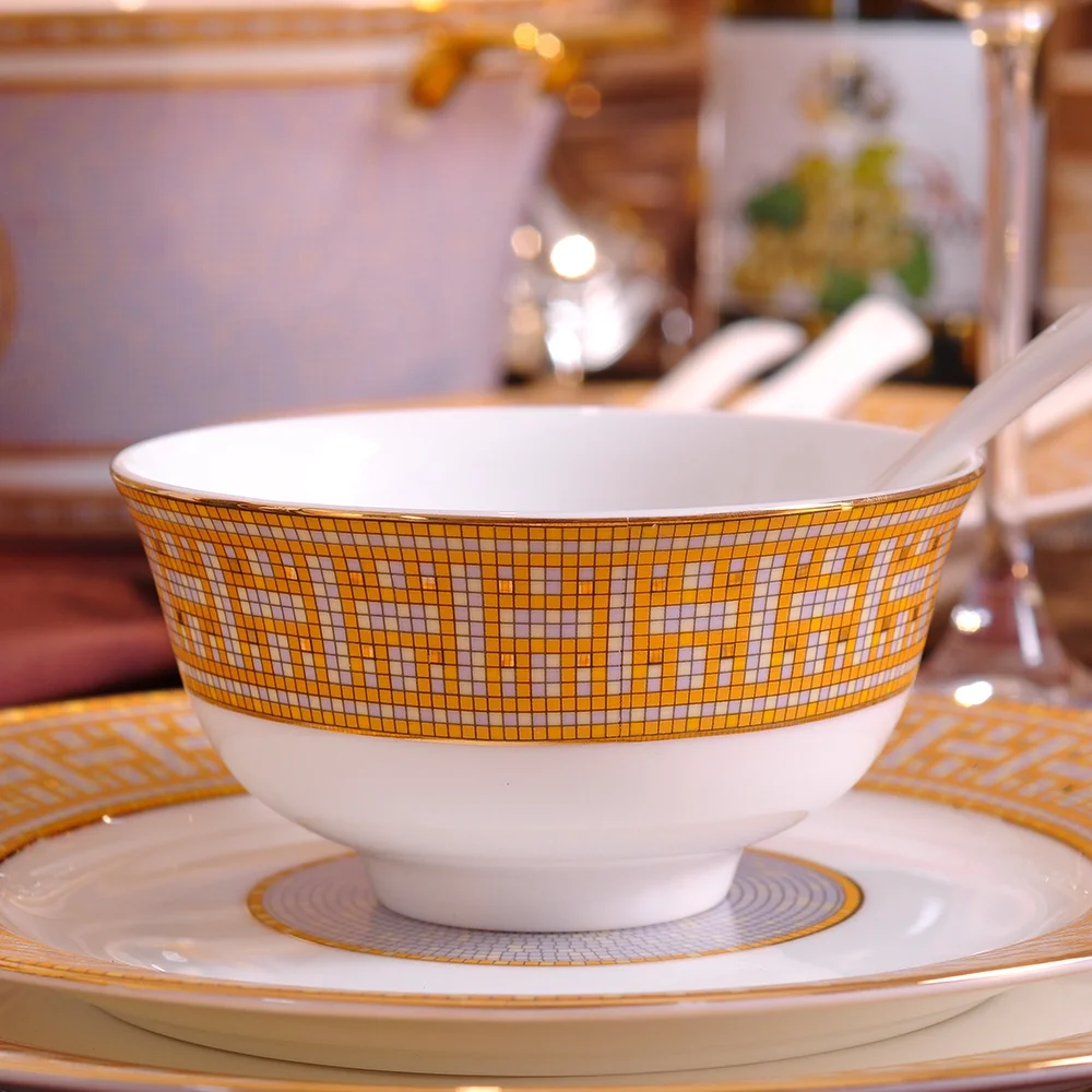 
Chaozhou Factory Luxury Fine Bone China Porcelain Dinner Sets 