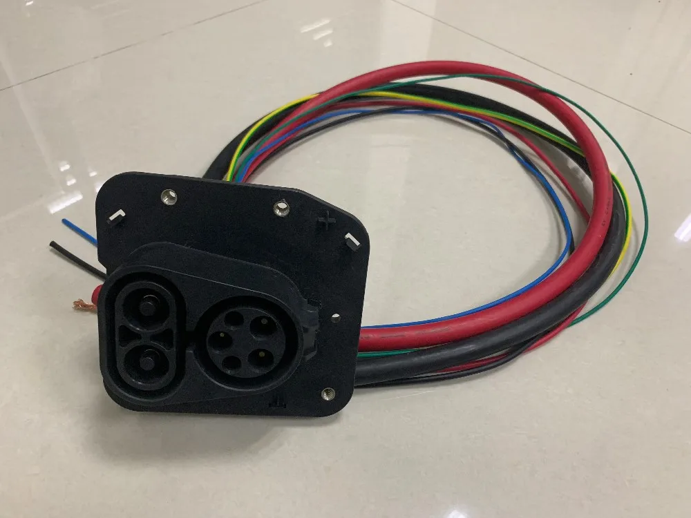 Duosida iec 62196-3 200A 120kw DC CCS1 ev charging socket with CE certification for the electric vehicle