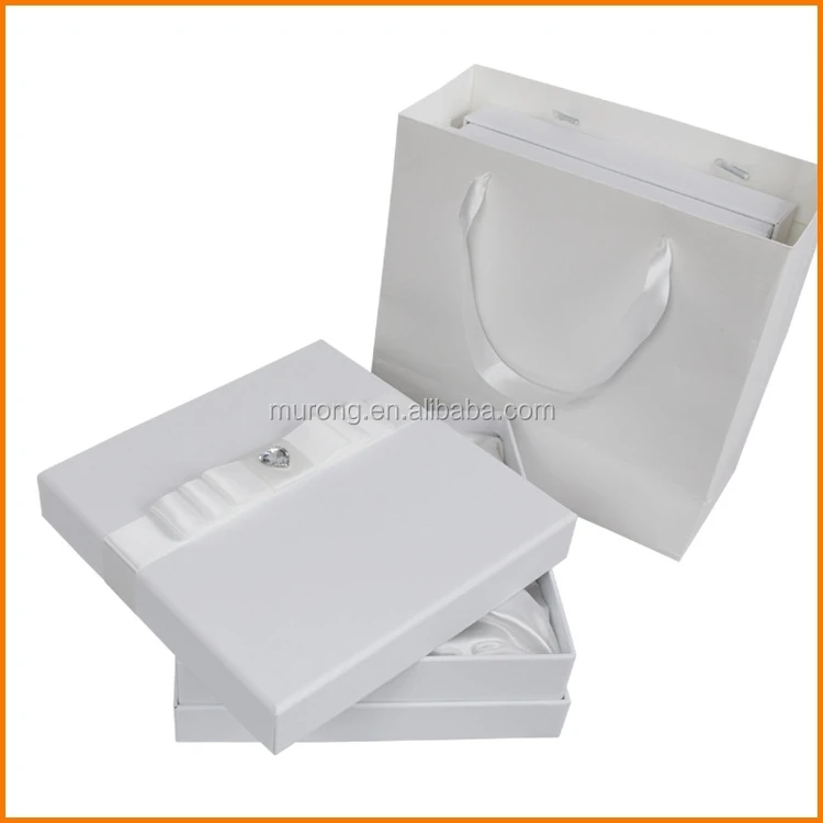 High end satin lined gift boxes