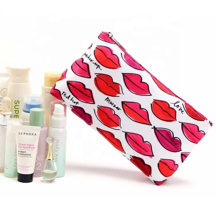 Мини Милая косметичка атласная