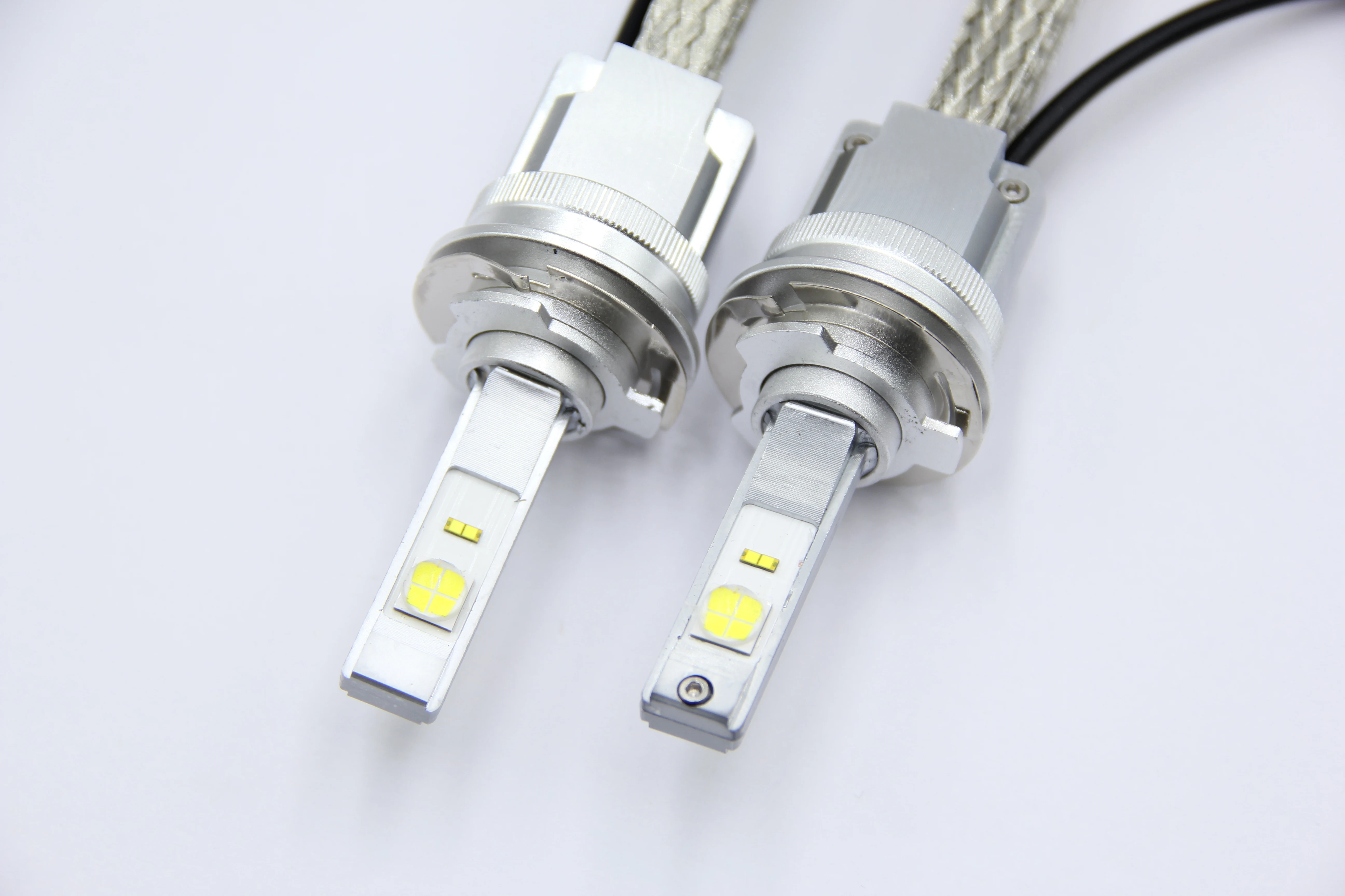 L9 LED Headlight H4 H7 H11 14000M XHP70 9005 LED kit L8 PK V8 L4X LED X70 factory 2022