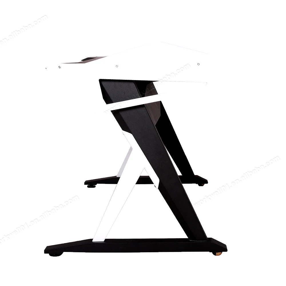 Colorful Computer Gaming Mental Steel Tube Frame Desk For Sale