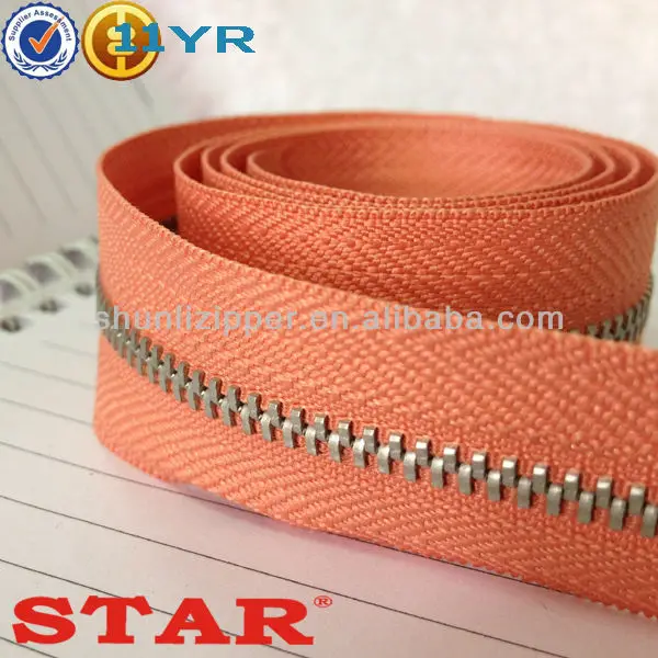 Heavy duty custom zipper pullers,long chain wholesale zipper