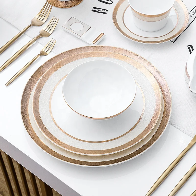 Guangzhou New Product 2019 Luxury Turkish Gold Porcelain New Fine Bone China Dinnerware Set, Ceramic Porcelain Dinner Set^#